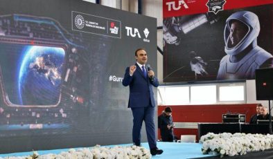 Bakan Kacır: Hedefimiz küresel uzay ekonomisinden pay almayı başarmak