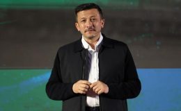 Hamza Dağ’dan gençleri sevindiren haber:  İlk bine giren öğrencilere başarı ödülü