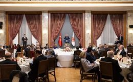 TBMM Başkanı Kurtulmuş, gazetecilerle iftar programında bir araya geldi