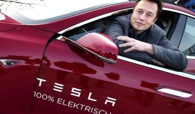 Elon Musk tarih verdi! Tesla ilk robot taksisini tanıtacak…