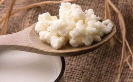 Gece yatmadan önce kefir içmek zayıflatır mı? Aç karnına kefir içmenin faydaları…