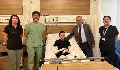 ‘Ayağın kesilmeli’ denilmişti! Türkiye’de ilk olan tedavi ile artık yürüyebilecek