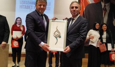 Sezai Karakoç Hitabet Yarışması’nda final heyecanı