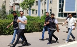 Seçimi kaybeden fenomen muhtar adayı çobanı dolandıran 2 şüpheli tutuklandı